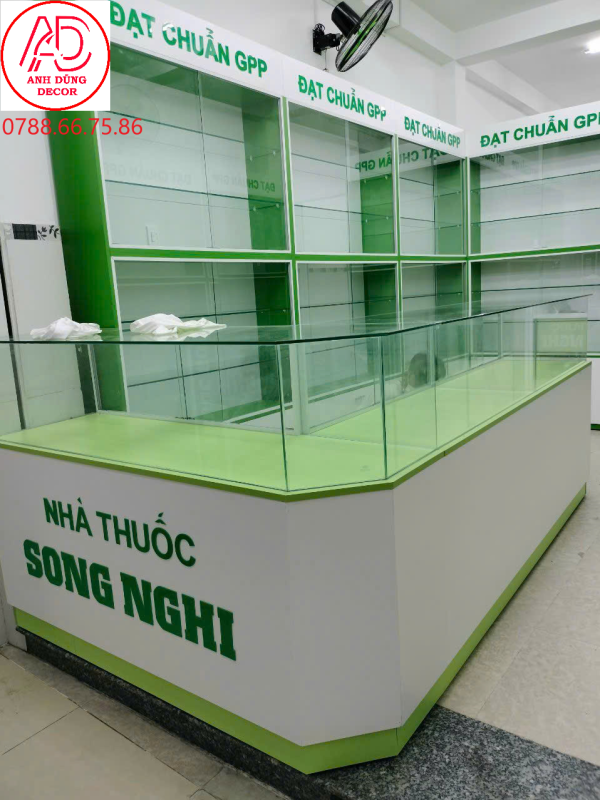 kệ thuốc tây