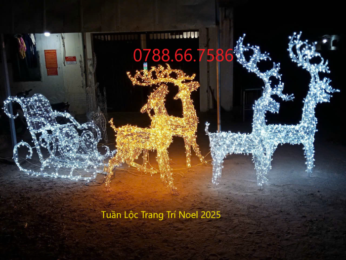 tuần lộc trang trí noel 2025