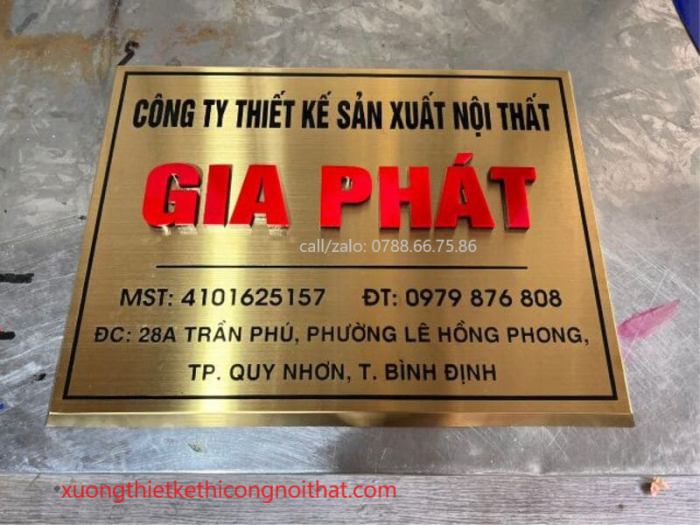Biển số công ty inox ăn mòn sang trọng, thiết kế sắc nét