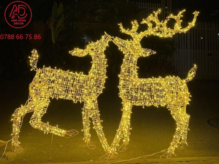 mô hình tuần lộc sáng đèn