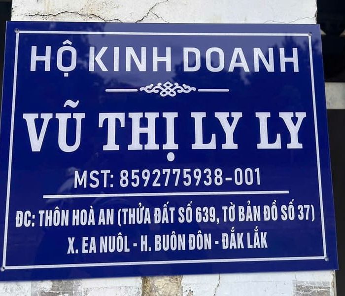 Biển số nhà mica in decal – truyền thống