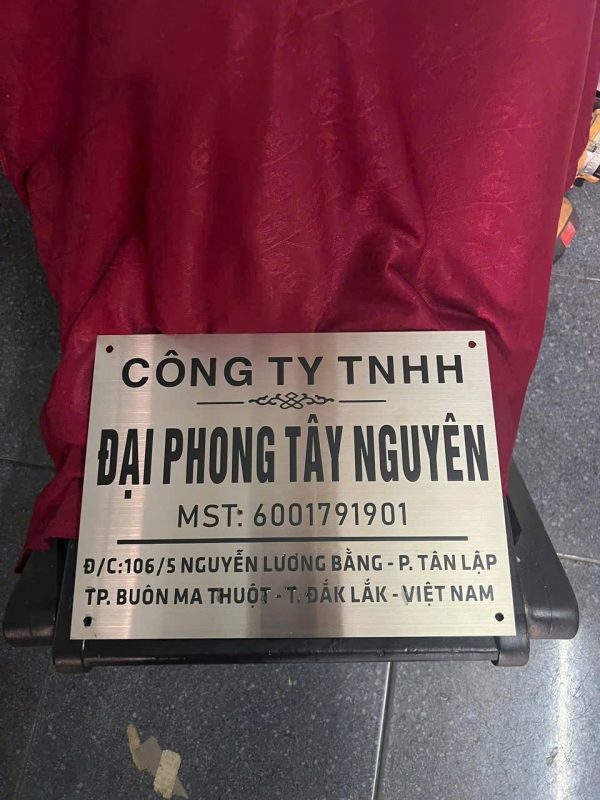 Xưởng Nội Thất Quảng Cáo H & D