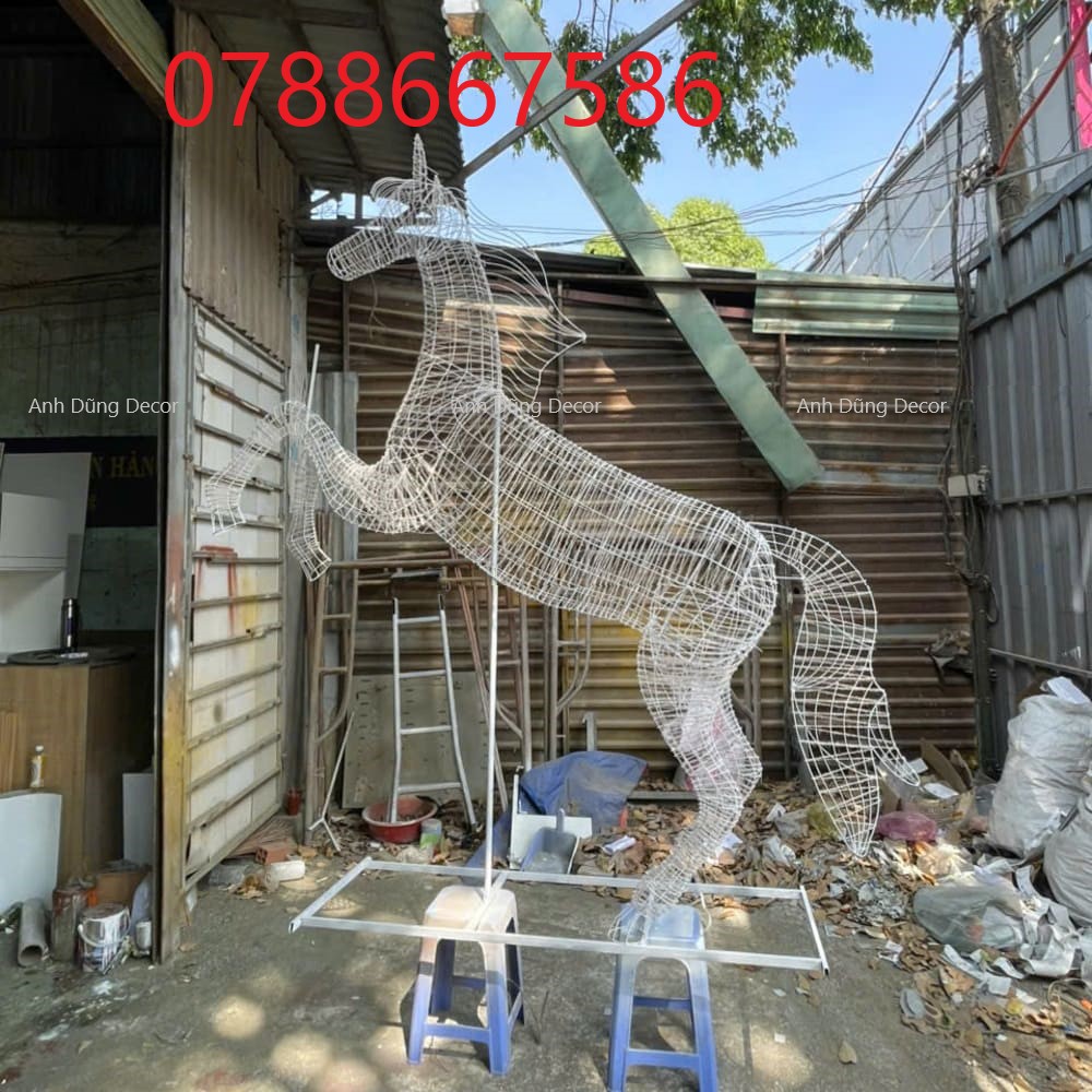 mô hình con ngựa trang trí tết 2026 mô hình ngựa trang trí tết cao 2m5